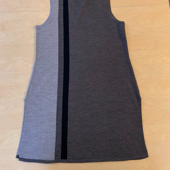 ELLEN TRACY Sweater Dress or Tunic - Picture 2 of 7